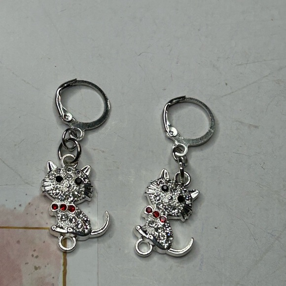 Sparkly Cat Charm Earrings - Picture 2 of 3